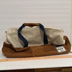 Herschel Lonsdale Duffle Bag 41L Navy and Cream